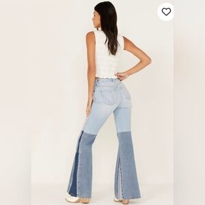 SHYANNE Womens Two Tone Seamed Light Wash HIGH RISE FLARE JEANS Boho